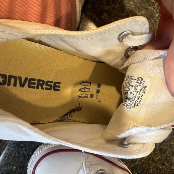 Converse - Picture 4 of 4